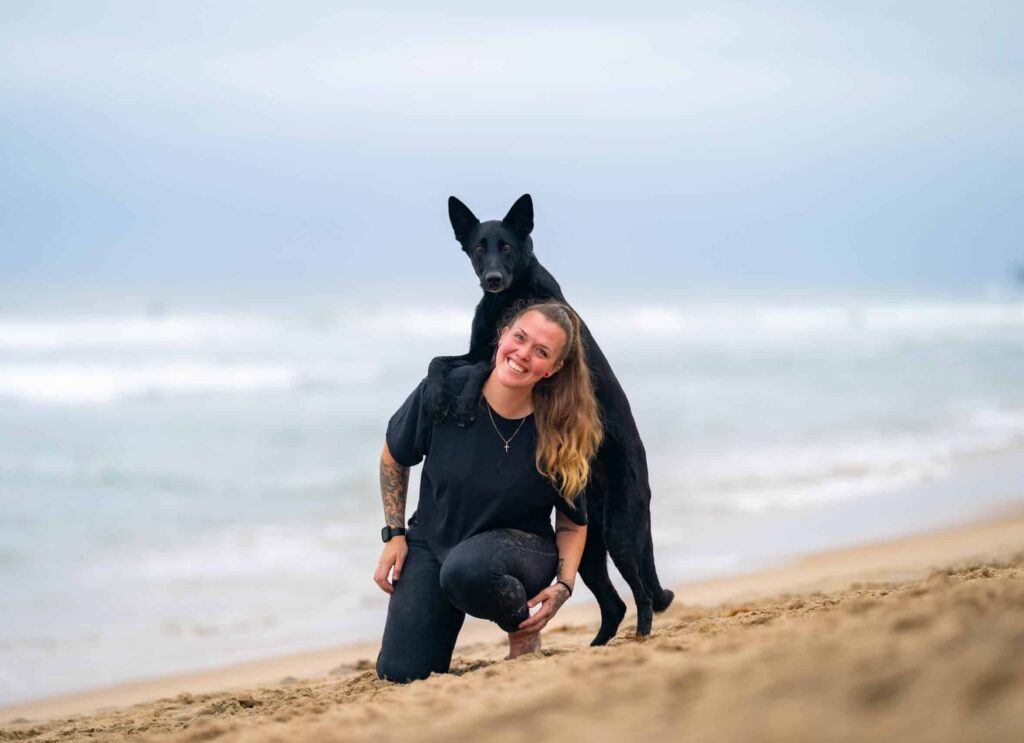 shepherd dog trainer off leash